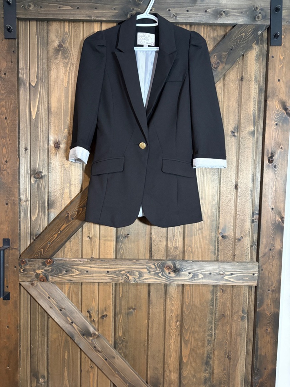 Dynamite Black Single-Button Blazer